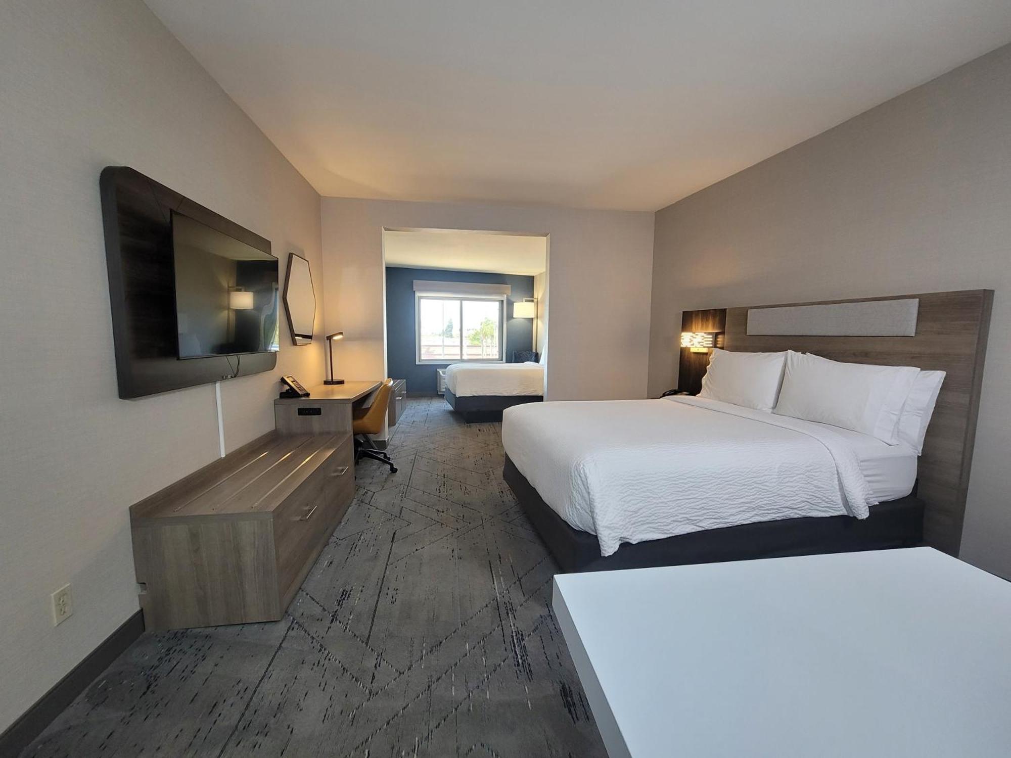 Holiday Inn Express San Diego South - Chula Vista By Ihg Exterior foto